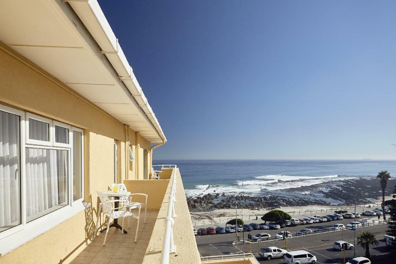 First Group Riviera Suites Cape Town Exterior photo